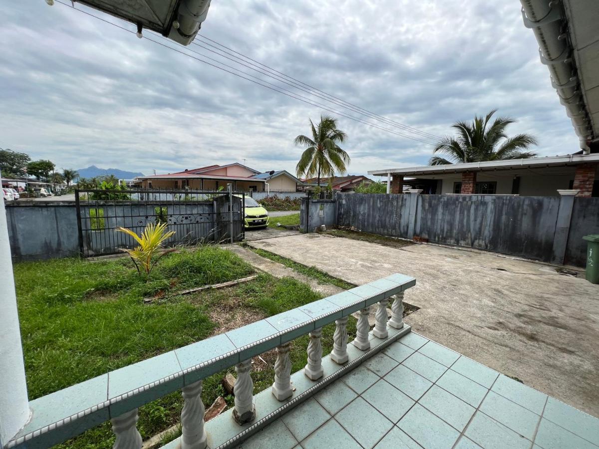 Hanif Homestay كوشنج المظهر الخارجي الصورة