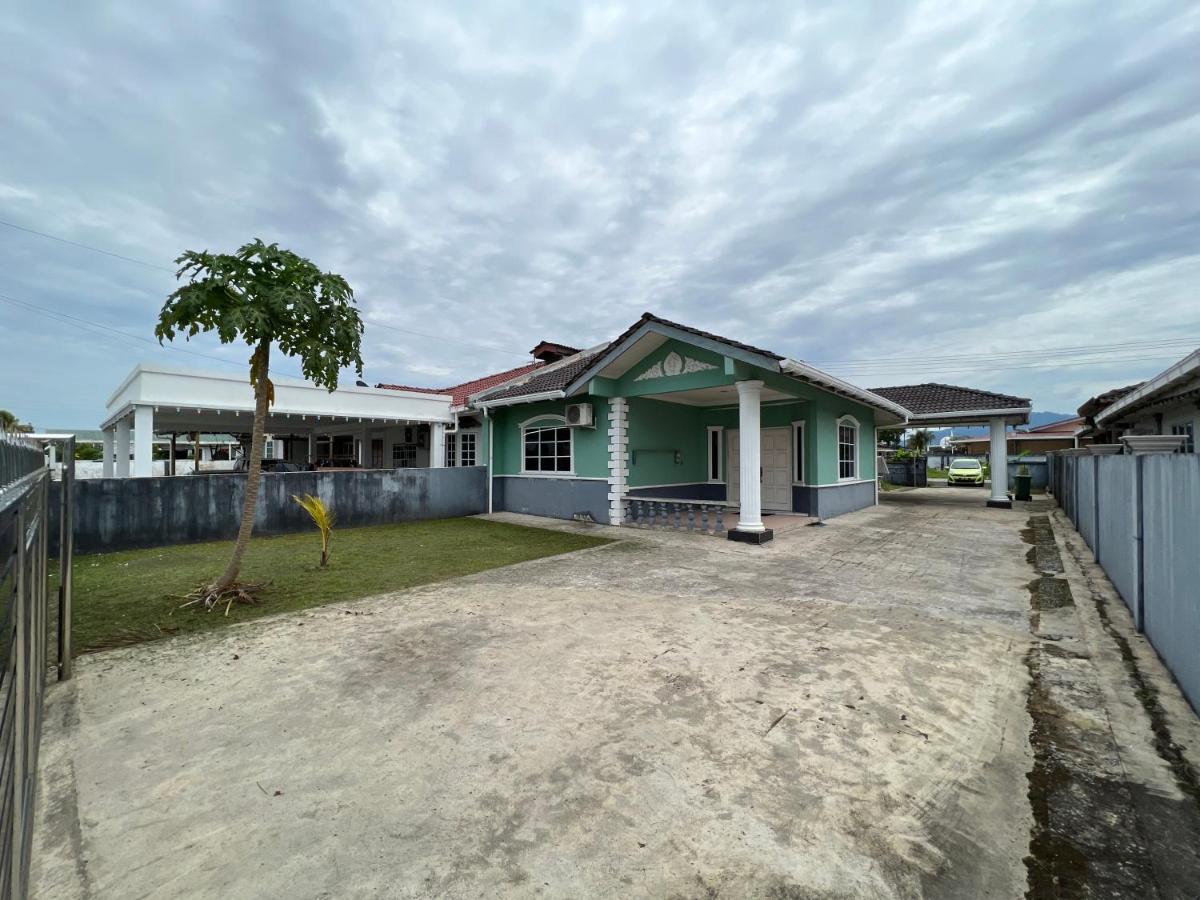 Hanif Homestay كوشنج المظهر الخارجي الصورة